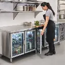 Mesa Refrigerada De Acero Inoxidable Con 4 Puertas De Vidrio 223X70X85 Cm Senzani (1).webp