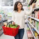 Cesta de supermercado 47x31x25 cm - Uso beneficio mujer latina.webp