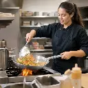 sarten-wok-aluminio-28cm-opcion2-uso-beneficio_resultado.webp